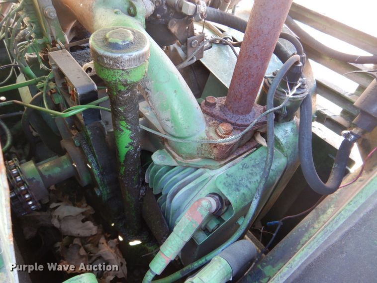 image for item DN2673 John Deere 70  skid steer loader