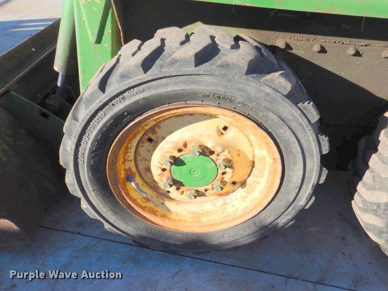 image for item DN2673 John Deere 70  skid steer loader