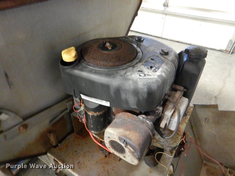 image for item DN2676 Hiniker  spreader