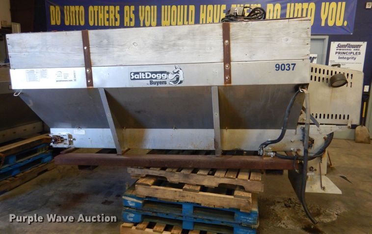 image for item DN2677 Buyers SCHO96C  spreader