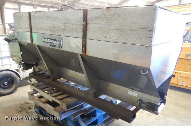 image for item DN2677 Buyers SCHO96C  spreader