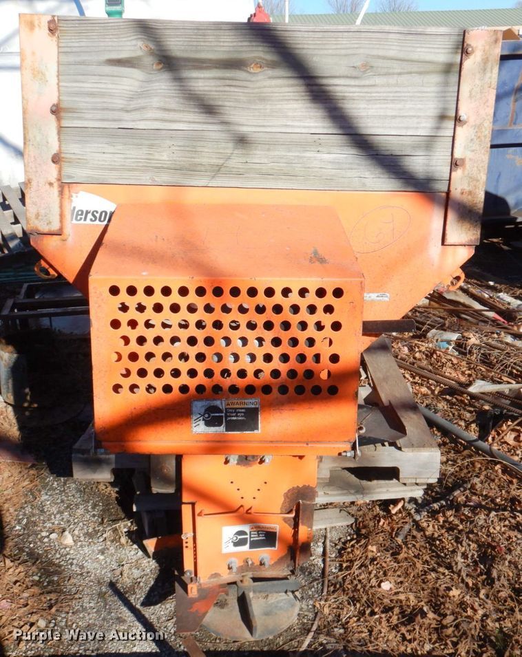 image for item DN2678 Henderson 8XMILD  spreader