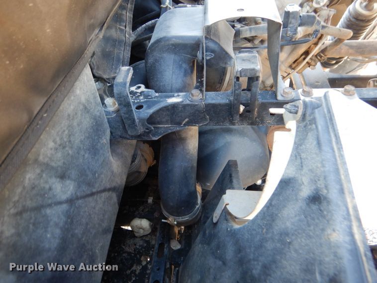 image for item DN5268 2014 Yamaha Viking 700  utility vehicle