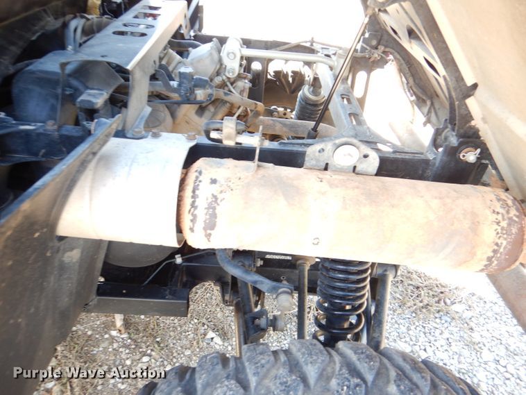 image for item DN5268 2014 Yamaha Viking 700  utility vehicle