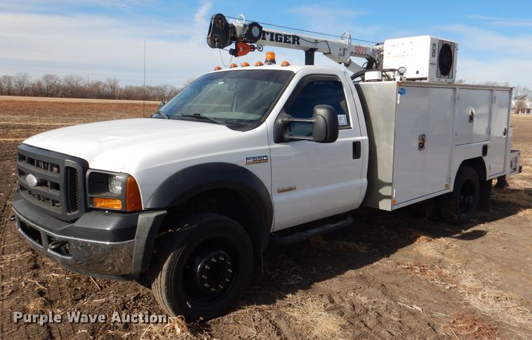 image for item DN5449 2007 Ford F550 Super Duty XL  utility / service truck