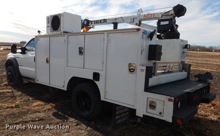 image for item DN5449 2007 Ford F550 Super Duty XL  utility / service truck