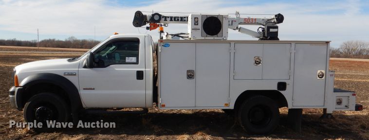 image for item DN5449 2007 Ford F550 Super Duty XL  utility / service truck