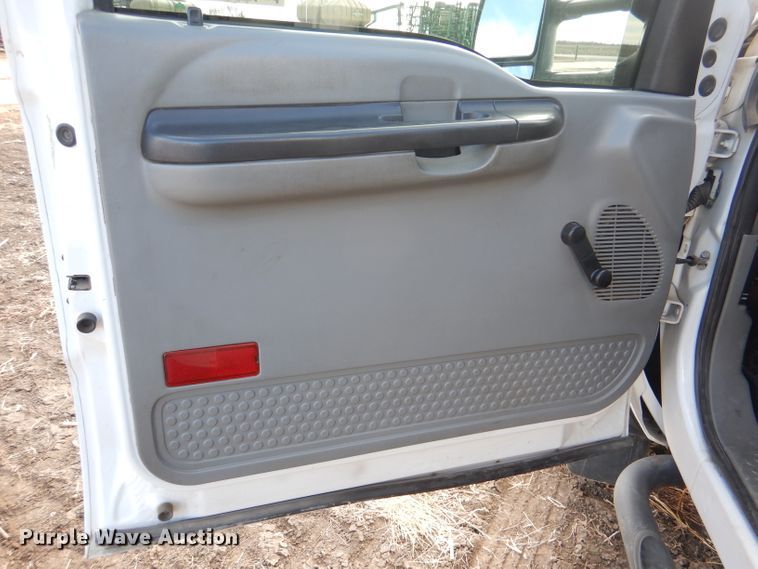 image for item DN5449 2007 Ford F550 Super Duty XL  utility / service truck