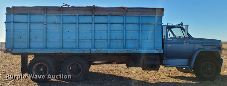 image for item GB9168 1973 Chevrolet C65  grain truck