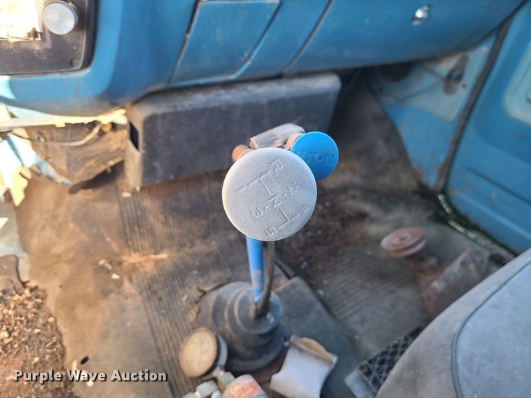 image for item GB9168 1973 Chevrolet C65  grain truck