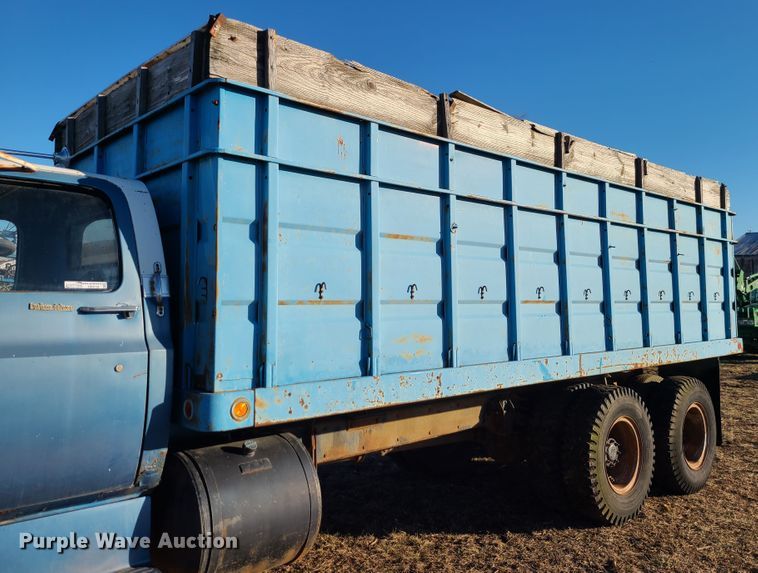 image for item GB9168 1973 Chevrolet C65  grain truck
