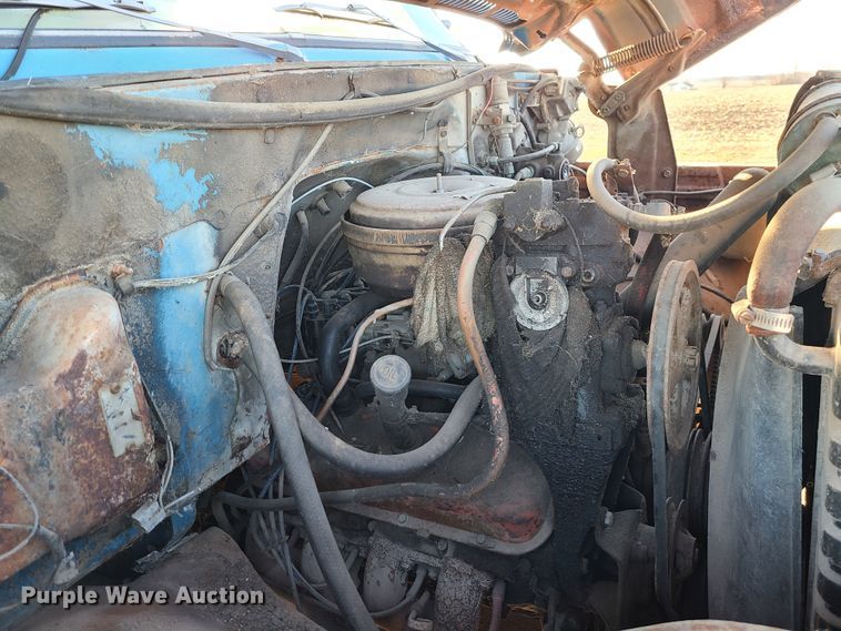 image for item GB9168 1973 Chevrolet C65  grain truck