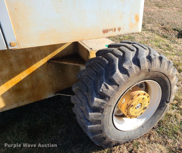 image for item GB9170 1997 Mark Industries 85C  boom lift