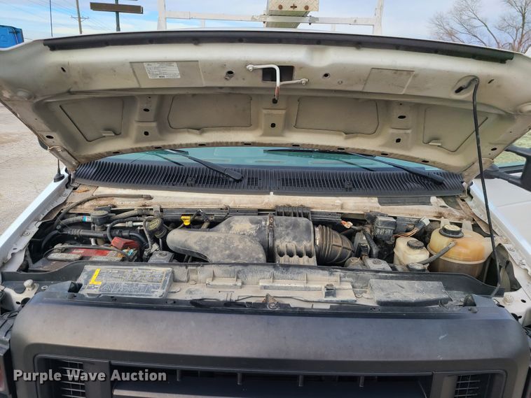 image for item GB9181 2008 Ford E250 Super Duty  van