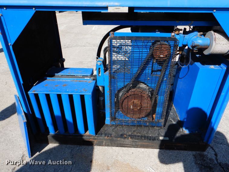 image for item HD9761 Quincy QGB-30  air compressor