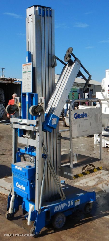 image for item HD9762 Genie AWP-36  vertical lift