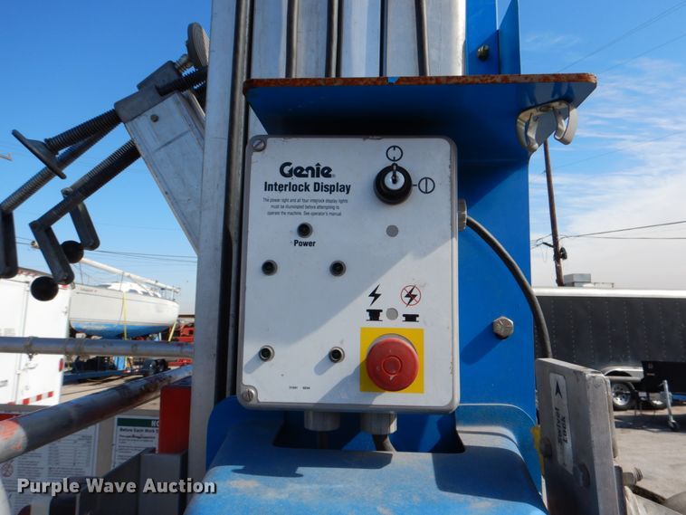 image for item HD9762 Genie AWP-36  vertical lift