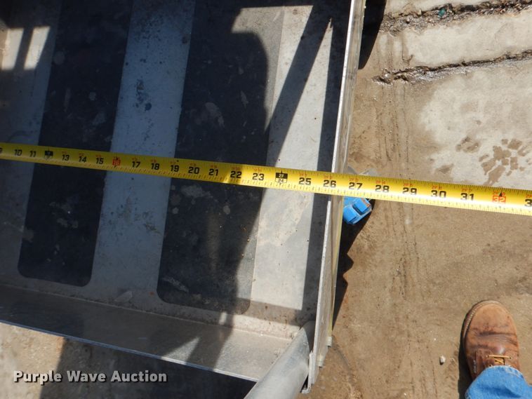 image for item HD9762 Genie AWP-36  vertical lift