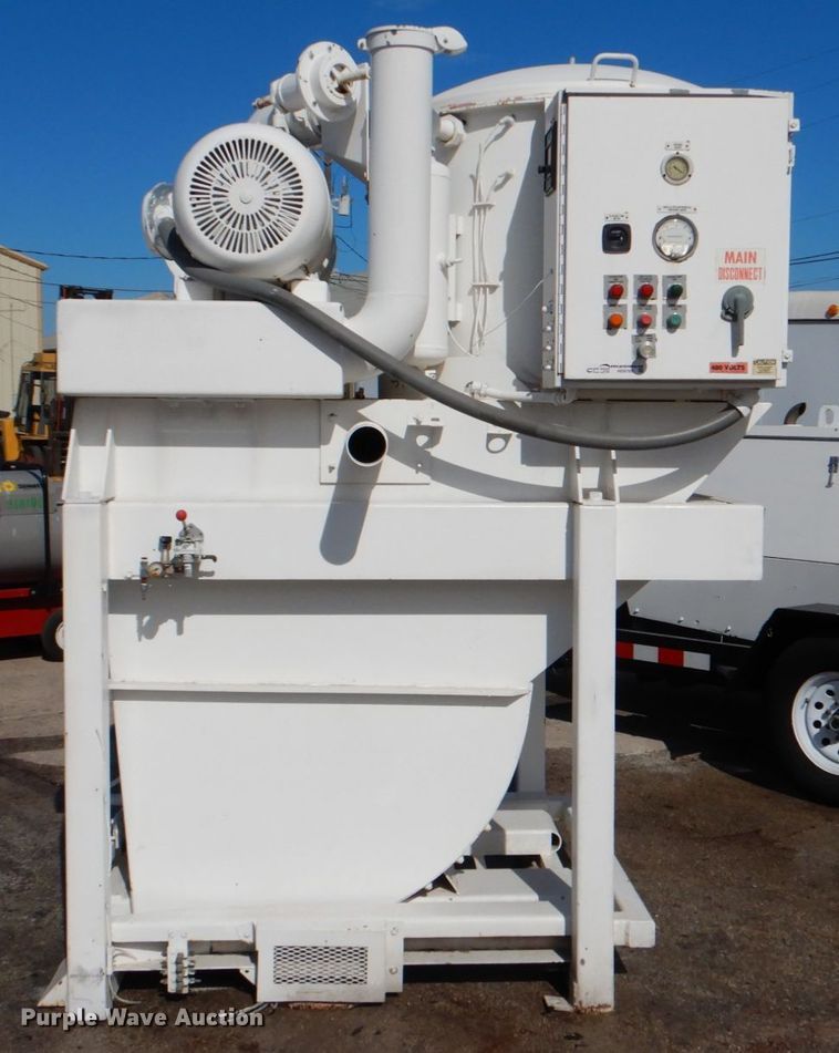 image for item HD9765 1990  DeMarco Max XR401 vacuum