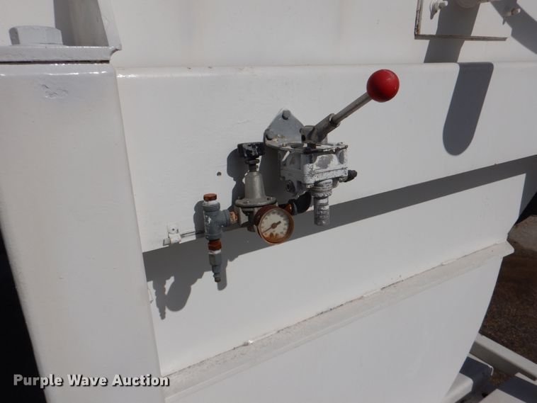 image for item HD9765 1990  DeMarco Max XR401 vacuum