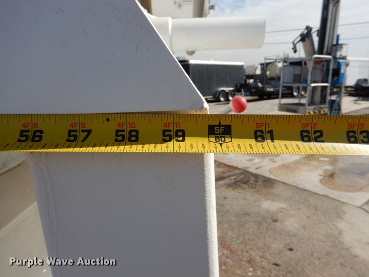 image for item HD9765 1990  DeMarco Max XR401 vacuum