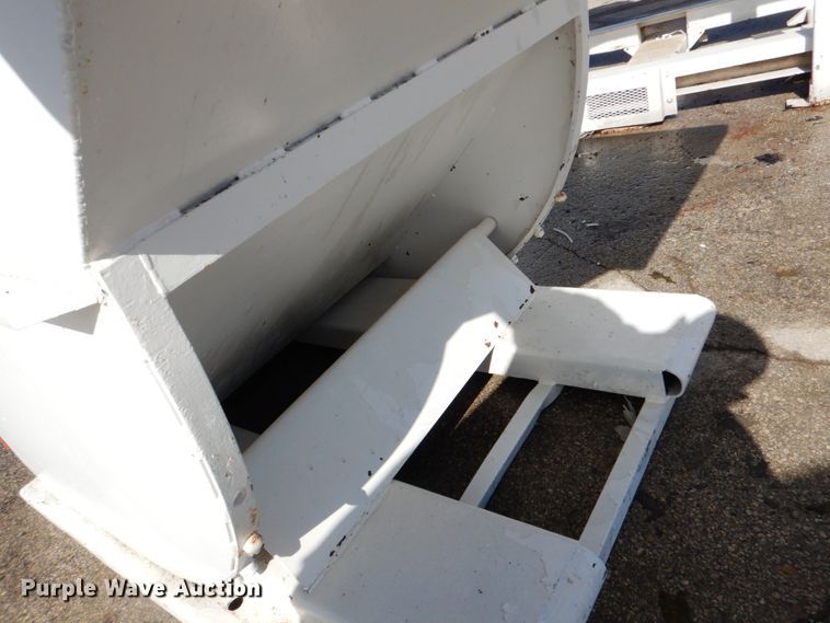 image for item HD9765 1990  DeMarco Max XR401 vacuum