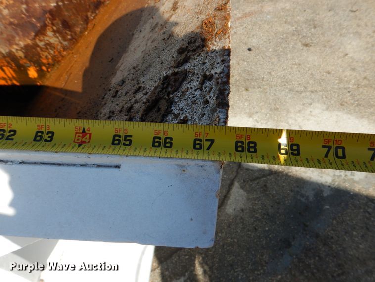 image for item HD9765 1990  DeMarco Max XR401 vacuum