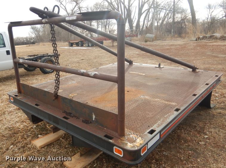 image for item HU9372 Knapheide  flatbed