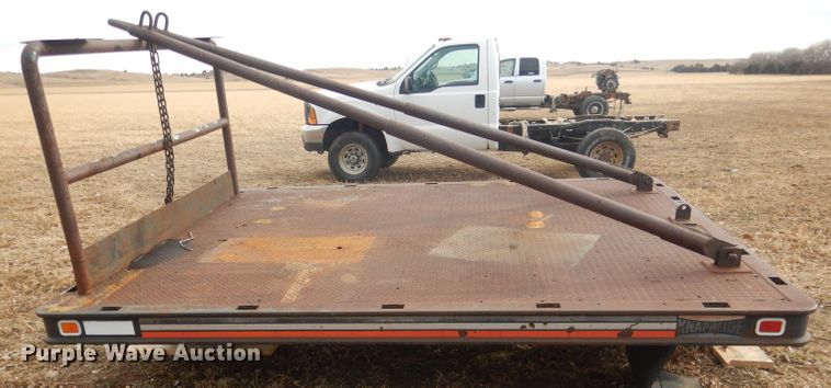image for item HU9372 Knapheide  flatbed