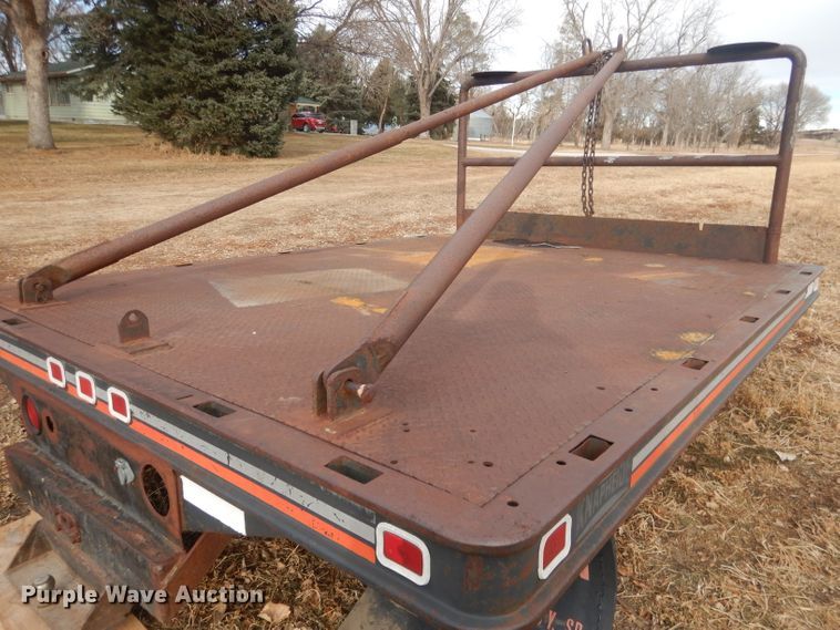 image for item HU9372 Knapheide  flatbed