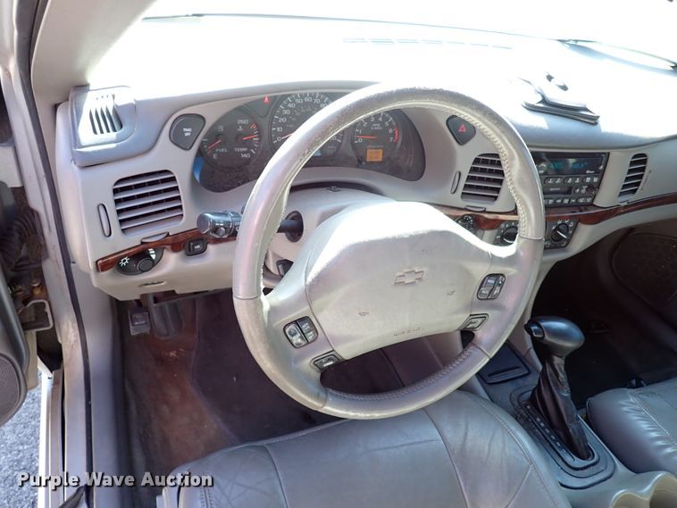 image for item IC9667 2001 Chevrolet Impala LS