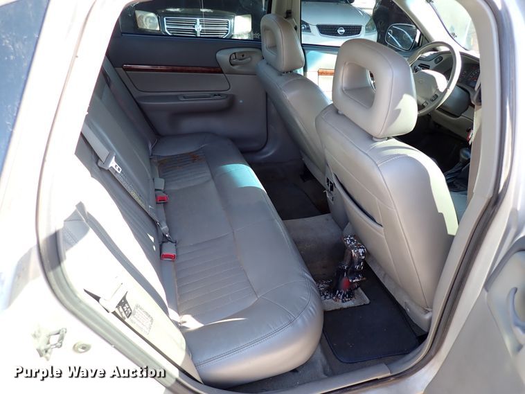 image for item IC9667 2001 Chevrolet Impala LS