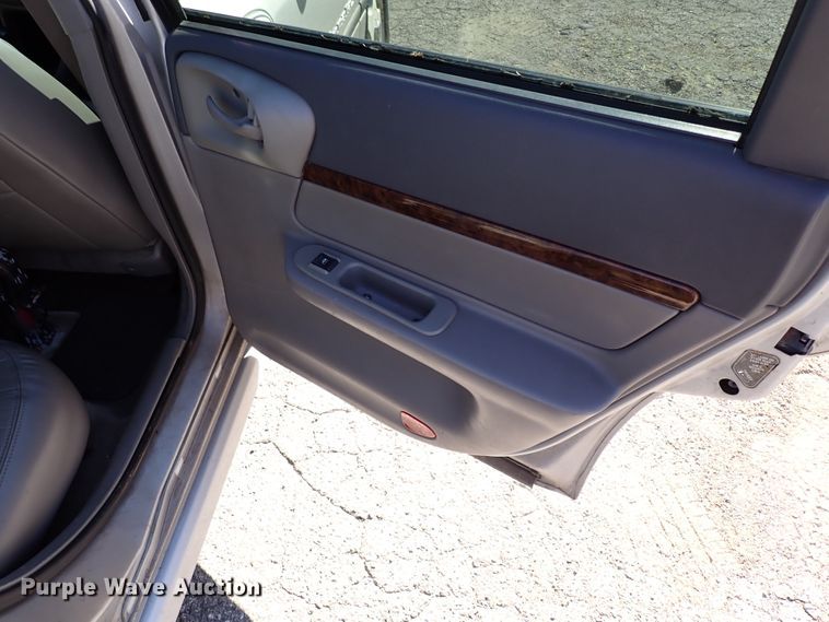 image for item IC9667 2001 Chevrolet Impala LS