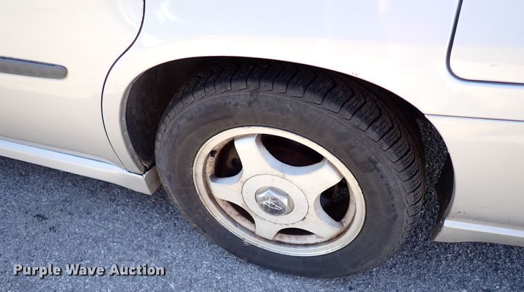 image for item IC9667 2001 Chevrolet Impala LS