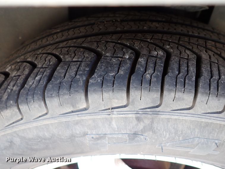 image for item IC9667 2001 Chevrolet Impala LS