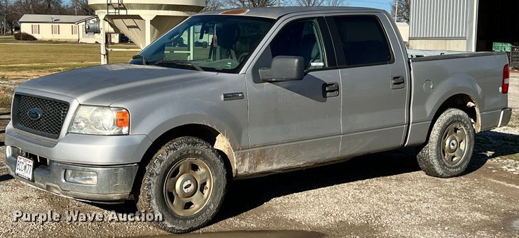 image for item ID9640 2005 Ford F150  SuperCrew pickup truck