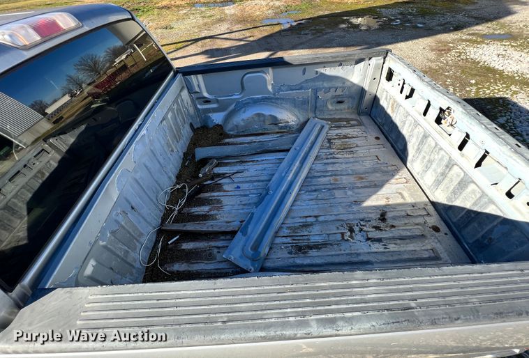 image for item ID9640 2005 Ford F150  SuperCrew pickup truck