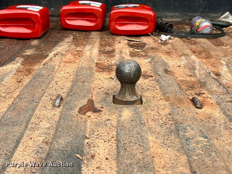 image for item ID9642 Chevrolet Silverado  pickup truck bed