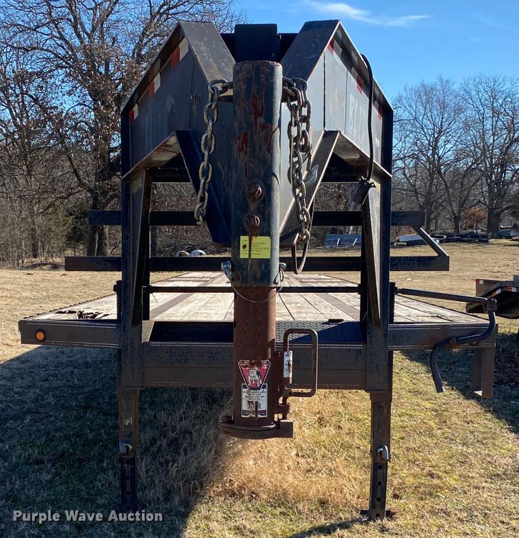 image for item IG9660 2011 Elite  equipment trailer