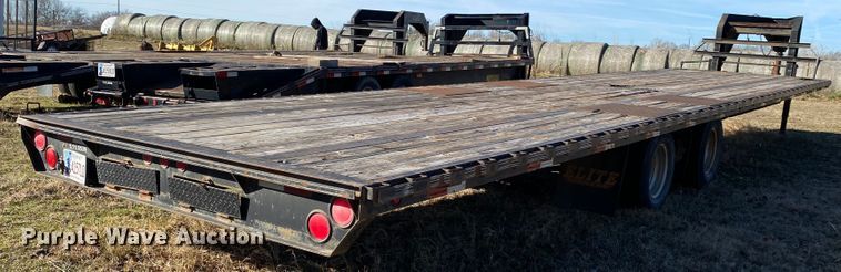 image for item IG9660 2011 Elite  equipment trailer