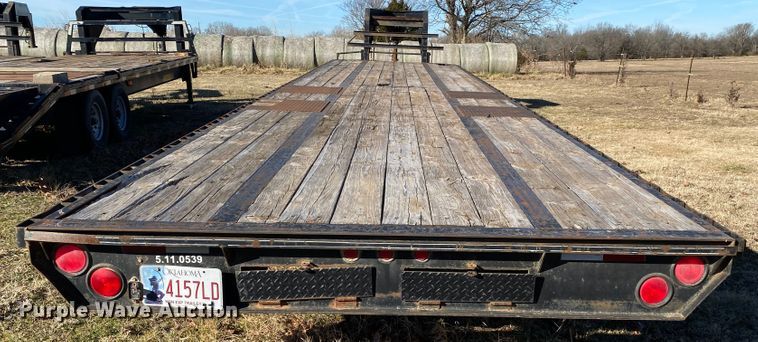 image for item IG9660 2011 Elite  equipment trailer