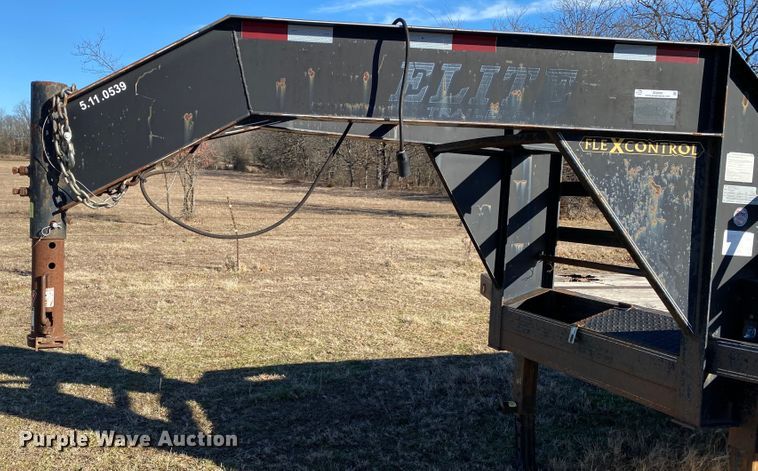 image for item IG9660 2011 Elite  equipment trailer