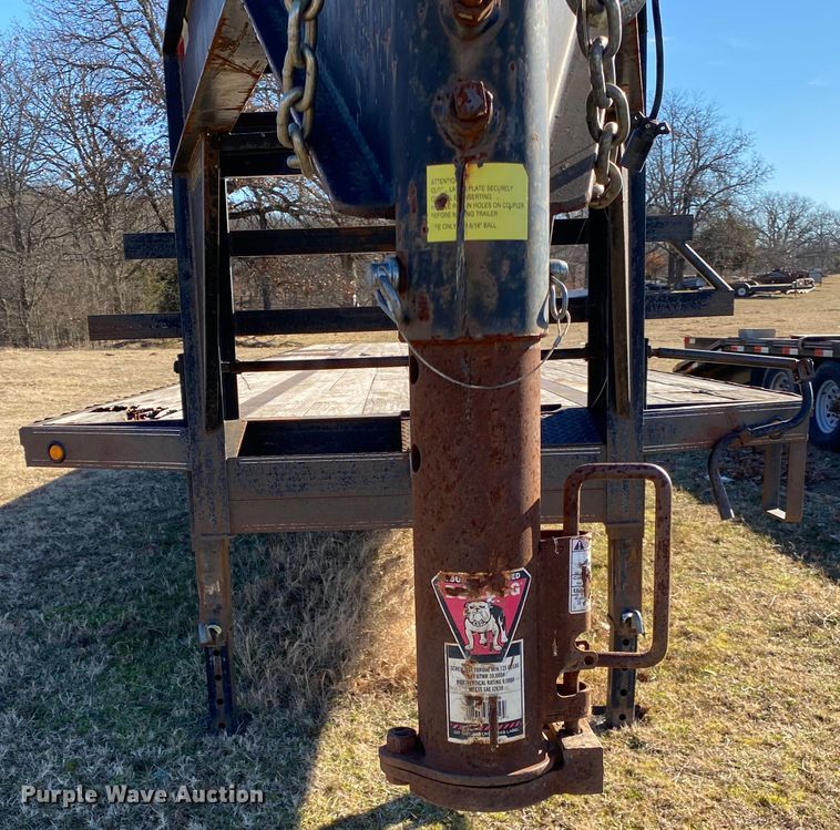 image for item IG9660 2011 Elite  equipment trailer