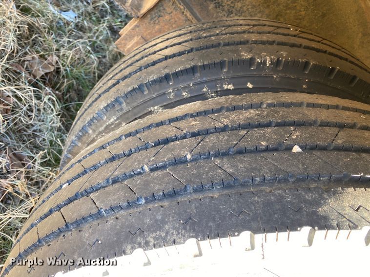 image for item IG9660 2011 Elite  equipment trailer