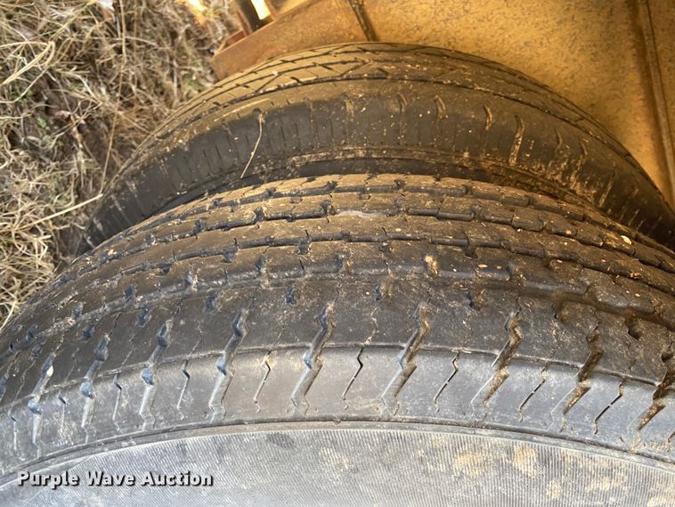 image for item IG9660 2011 Elite  equipment trailer