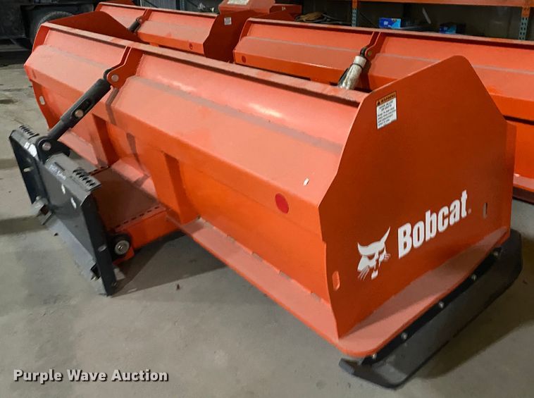 image for item IG9662 Bobcat 10'W skid steer snow pusher