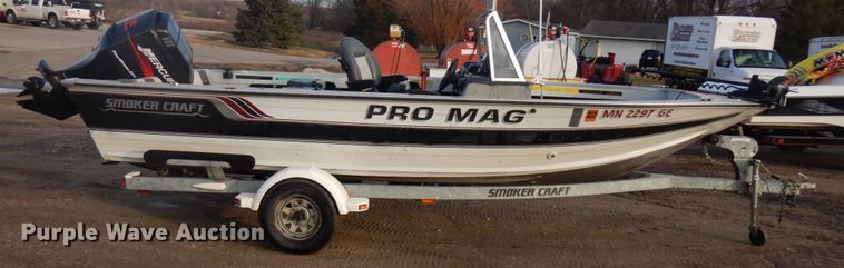 image for item IO9576 1993 Smoker Craft Pro Mag  boat