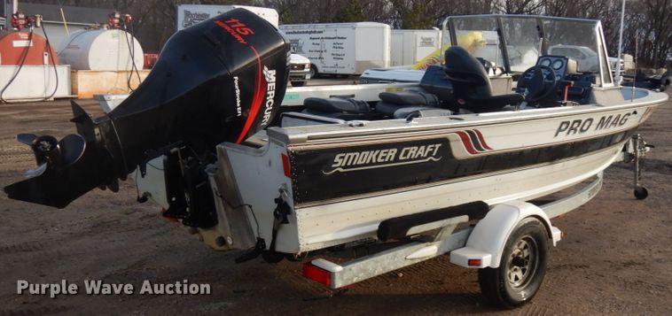 image for item IO9576 1993 Smoker Craft Pro Mag  boat