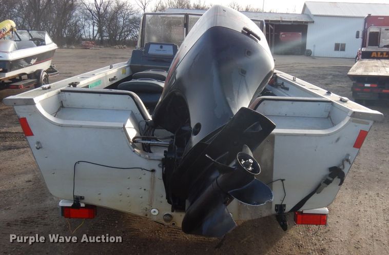 image for item IO9576 1993 Smoker Craft Pro Mag  boat