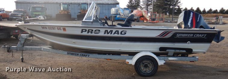 image for item IO9576 1993 Smoker Craft Pro Mag  boat